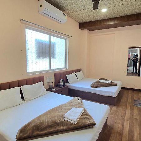 Hotel Maheshwari Green'S Ujjain Dış mekan fotoğraf