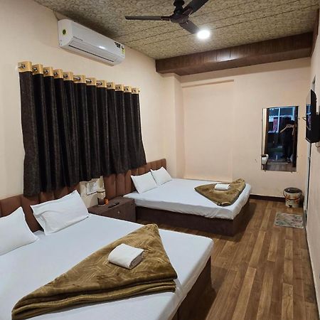 Hotel Maheshwari Green'S Ujjain Dış mekan fotoğraf