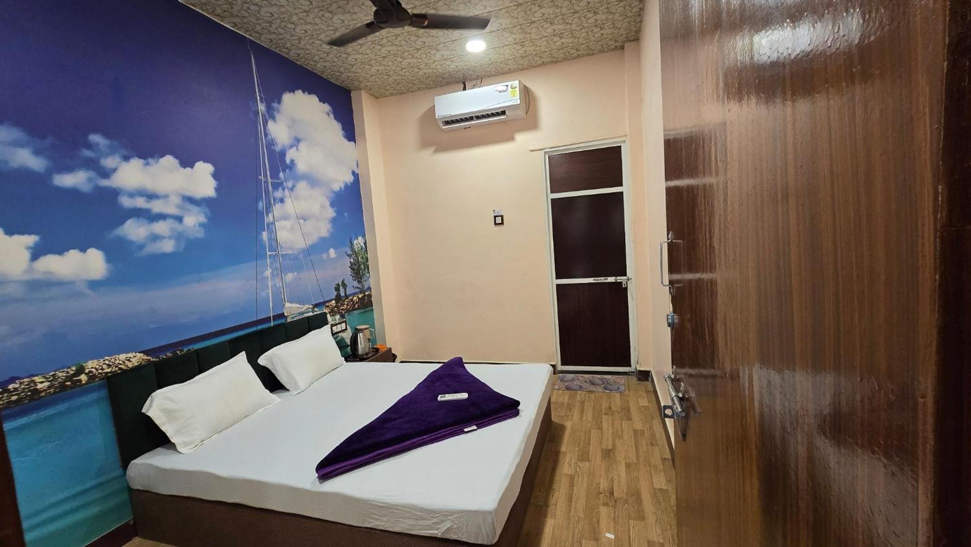 Hotel Maheshwari Green'S Ujjain Dış mekan fotoğraf