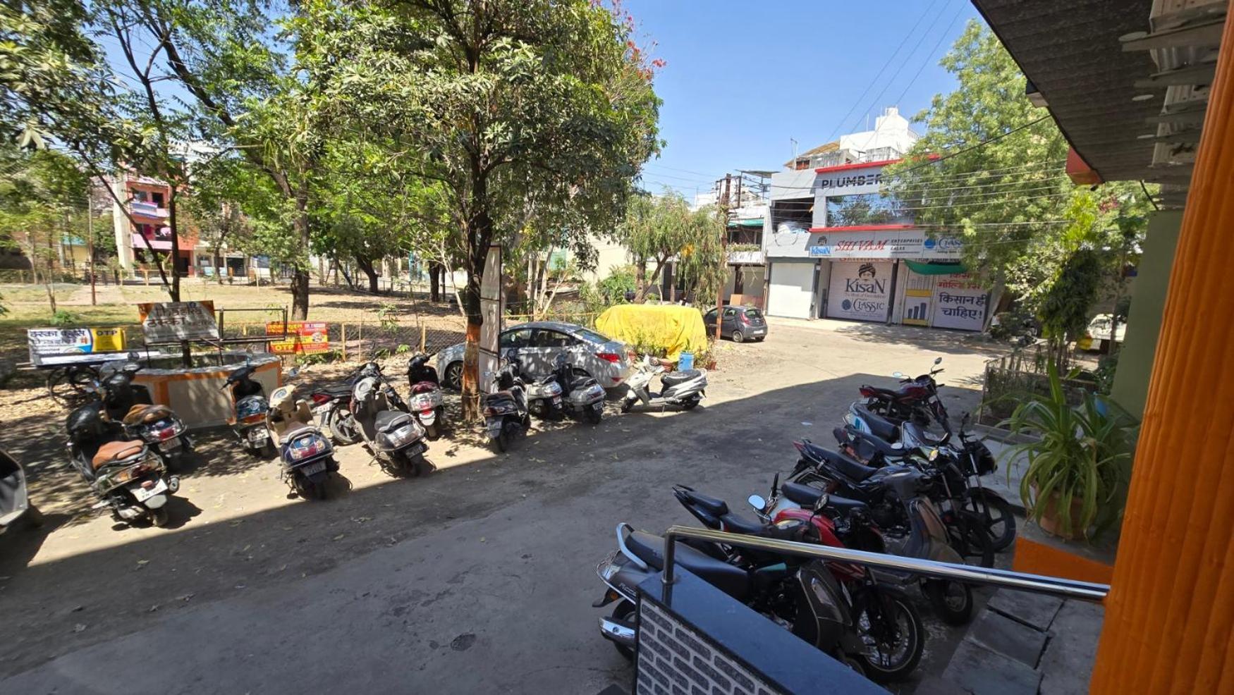 Hotel Maheshwari Green'S Ujjain Dış mekan fotoğraf