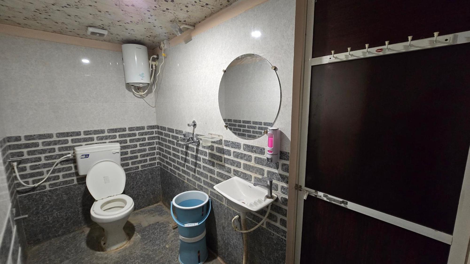 Hotel Maheshwari Green'S Ujjain Dış mekan fotoğraf