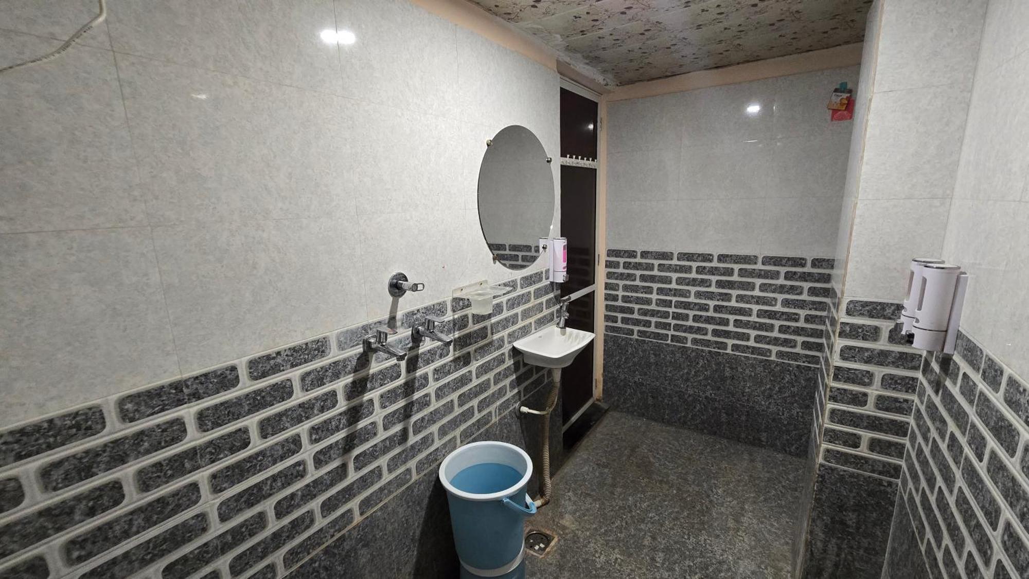 Hotel Maheshwari Green'S Ujjain Dış mekan fotoğraf