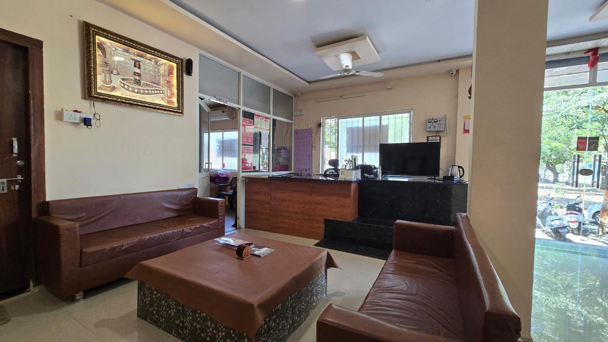Hotel Maheshwari Green'S Ujjain Dış mekan fotoğraf