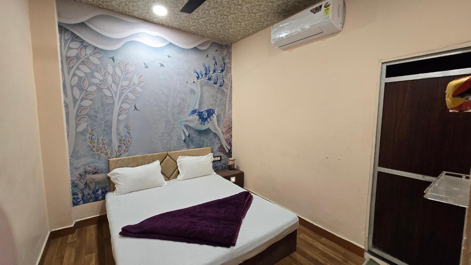 Hotel Maheshwari Green'S Ujjain Dış mekan fotoğraf
