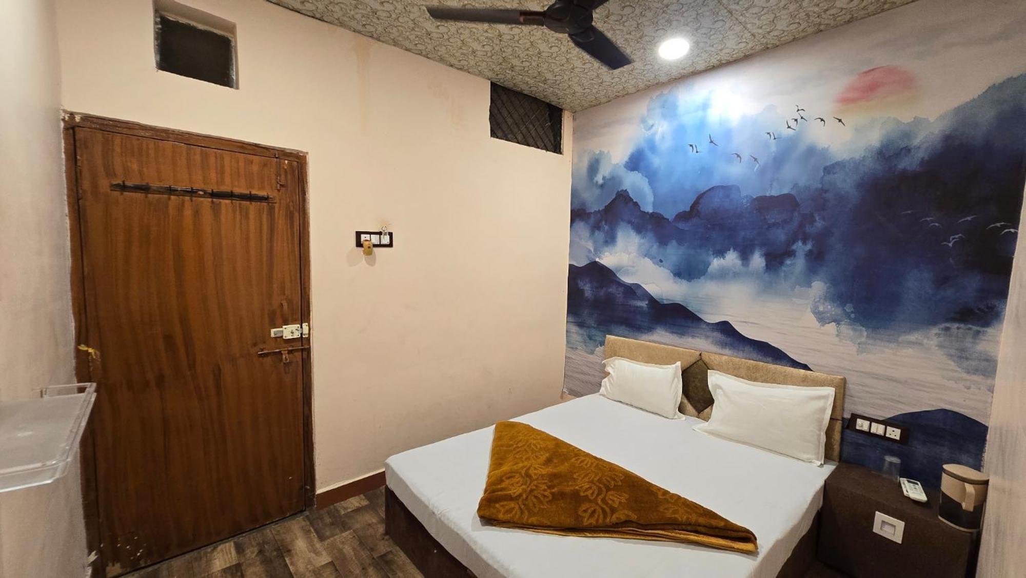 Hotel Maheshwari Green'S Ujjain Dış mekan fotoğraf