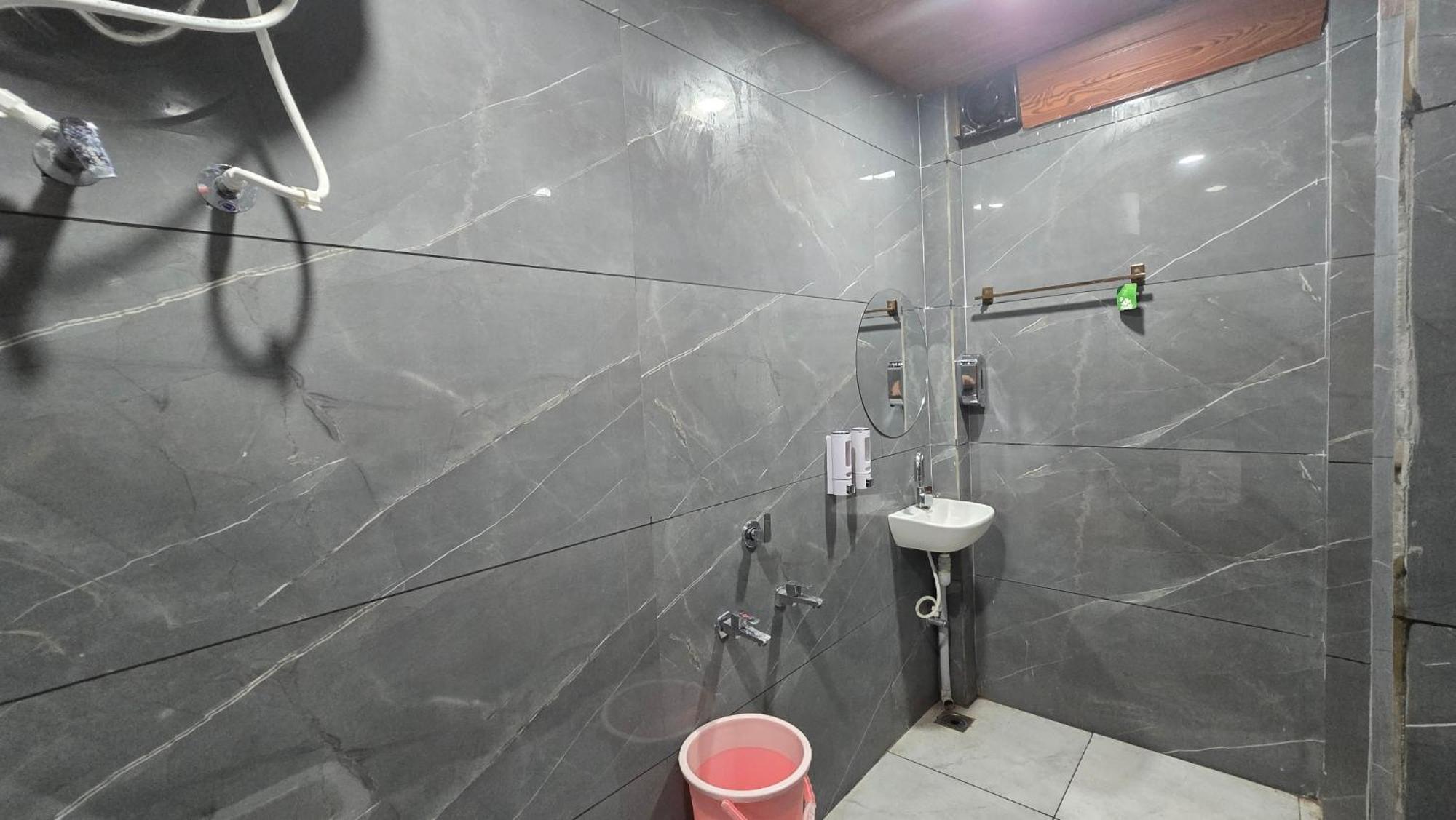 Hotel Maheshwari Green'S Ujjain Dış mekan fotoğraf