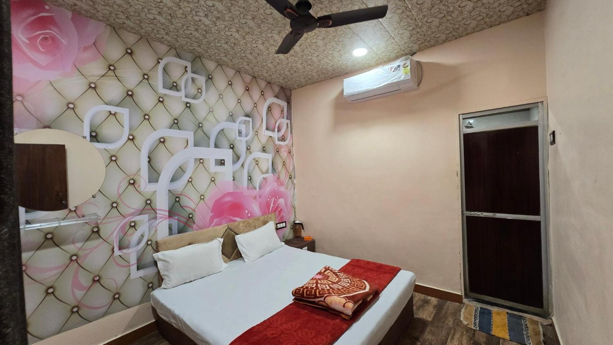 Hotel Maheshwari Green'S Ujjain Dış mekan fotoğraf