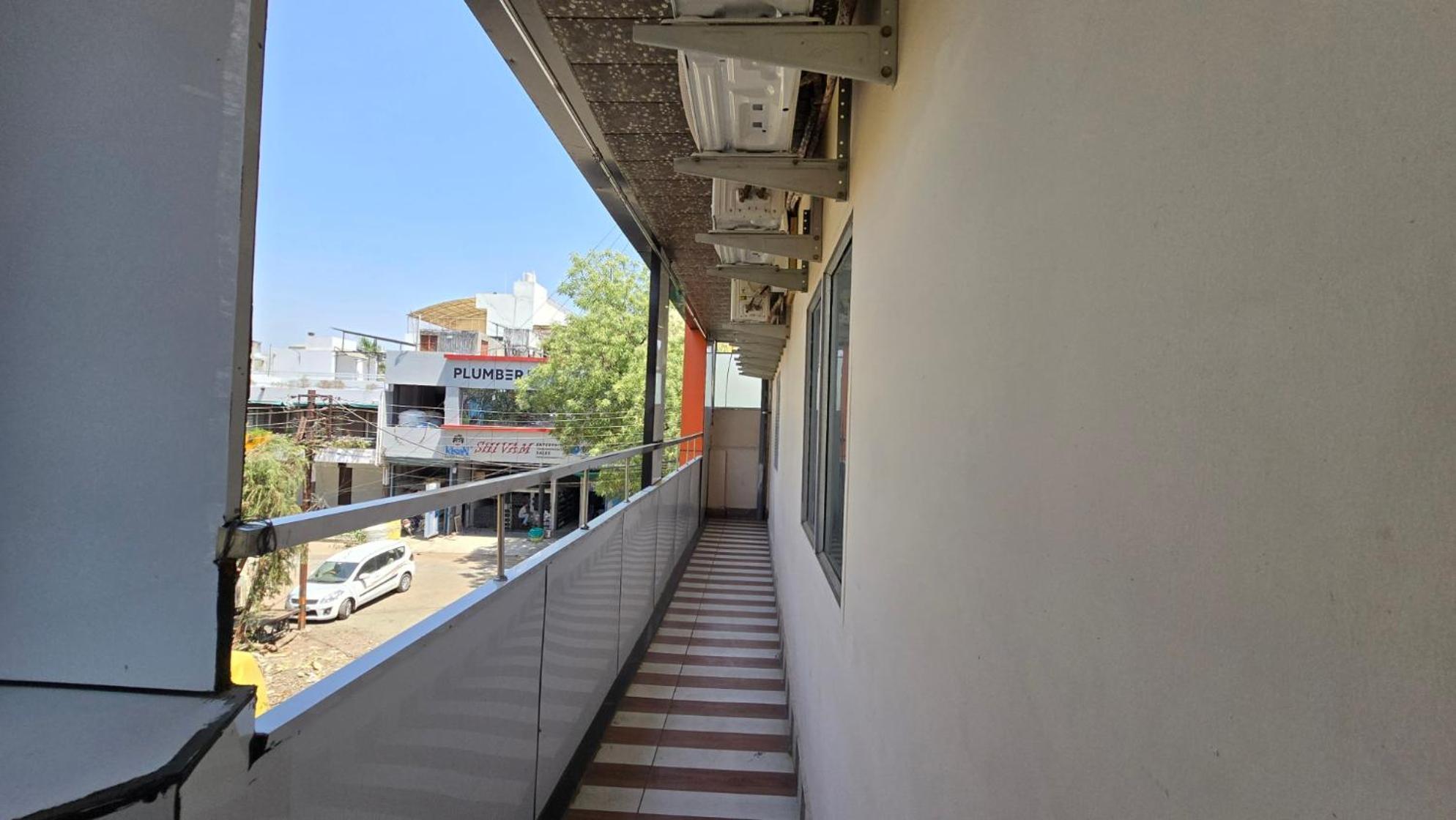 Hotel Maheshwari Green'S Ujjain Dış mekan fotoğraf