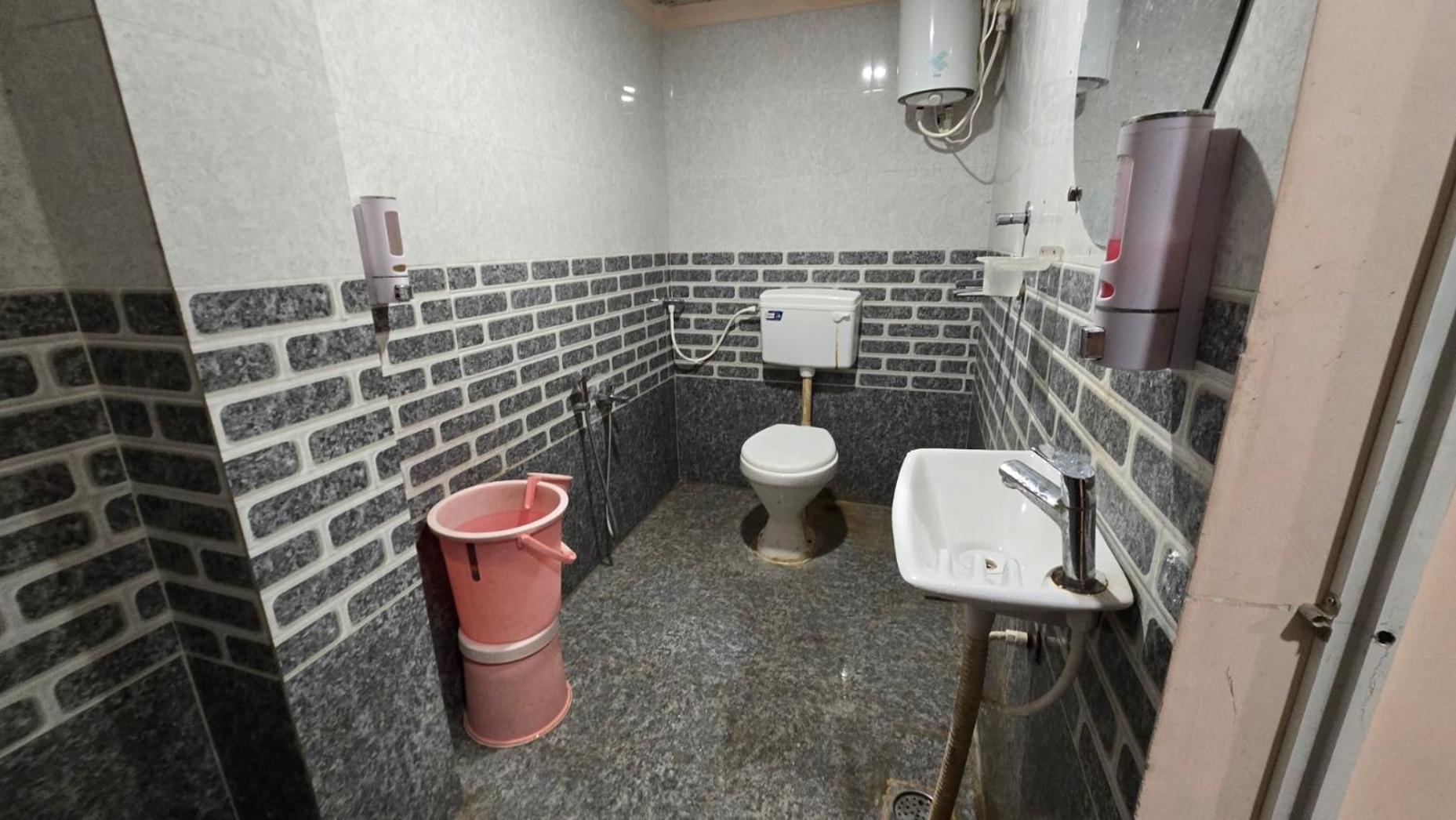Hotel Maheshwari Green'S Ujjain Dış mekan fotoğraf